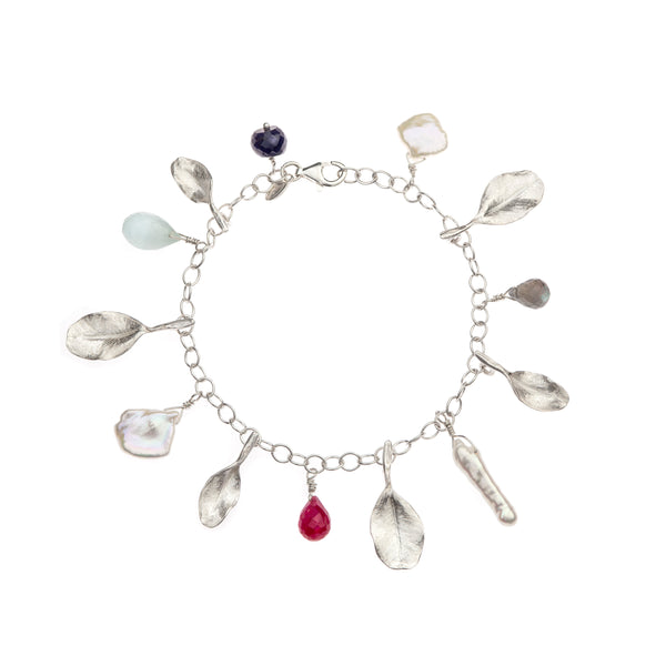 Leaves charm bracelet